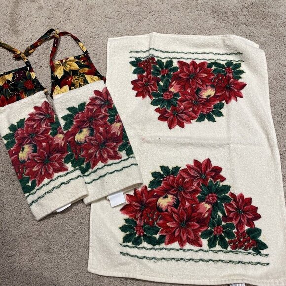 Vintage Cannon Christmas Holiday Dish Hand Towel 24x15 Poinsettia Lot of 3 NWOT - Picture 1 of 10